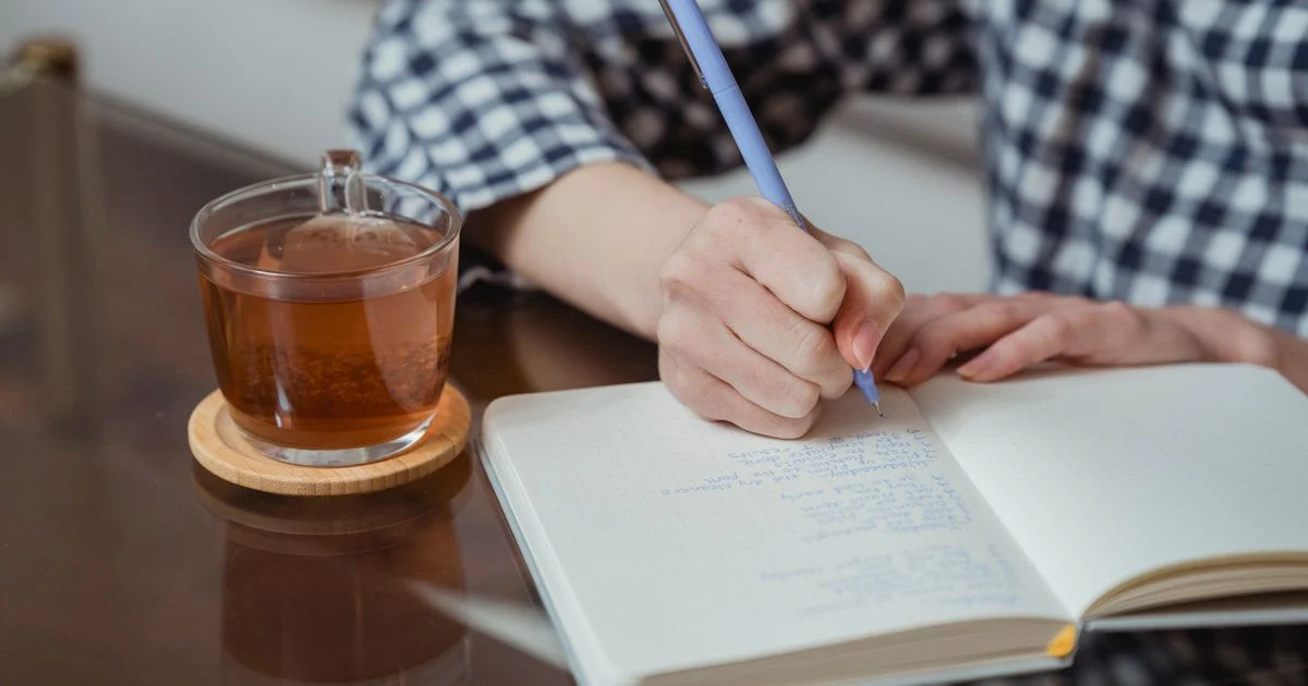Panduan Praktis Cara Membuat Jurnal Refleksi Praktik Kebidanan