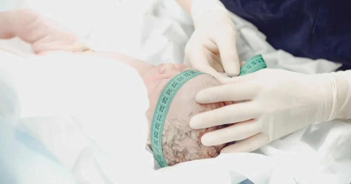 Peran Bidan dalam Mendukung Kesehatan Bayi Baru Lahir